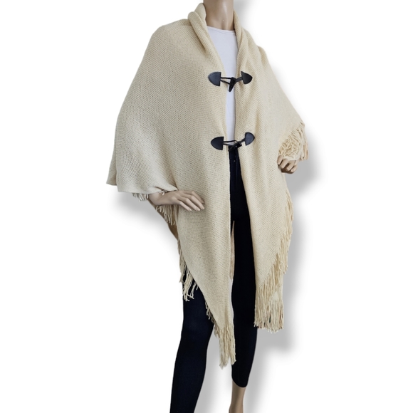 Cream Knit Fringe Hem Horn Buckle Cape Shawl Poncho by Bong Bong - Picture 3 of 7